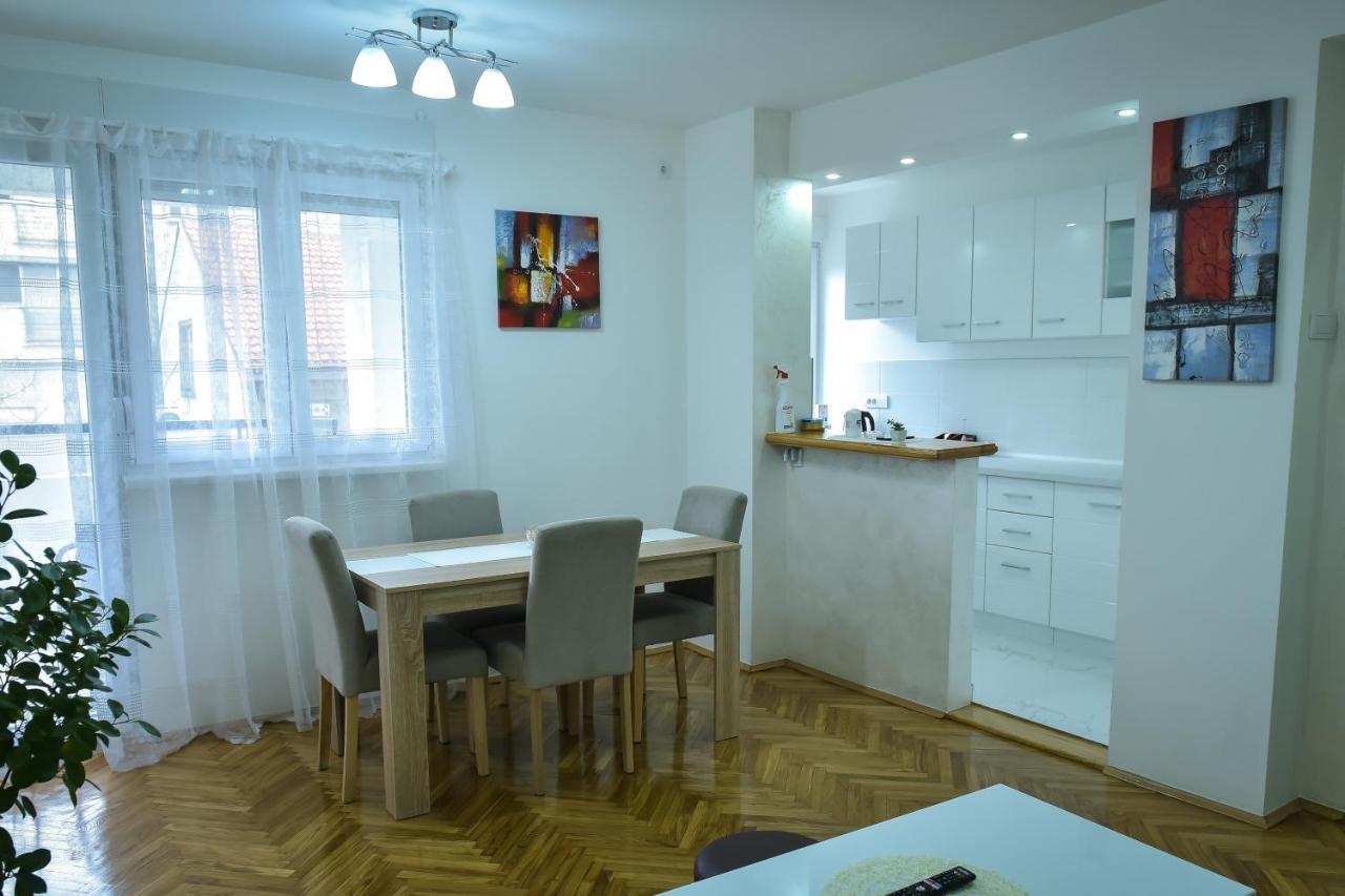Apartman Bazar Semendire Dış mekan fotoğraf
