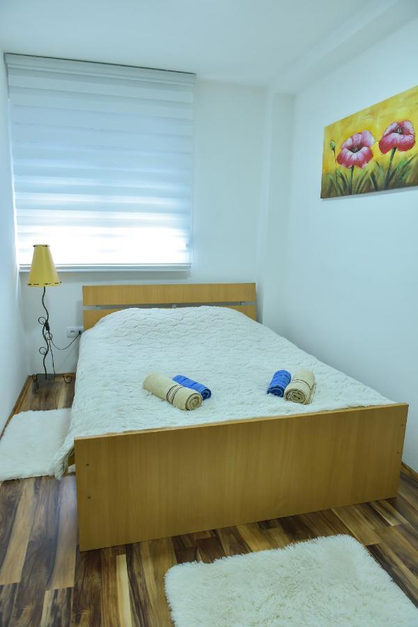 Apartman Bazar Semendire Dış mekan fotoğraf